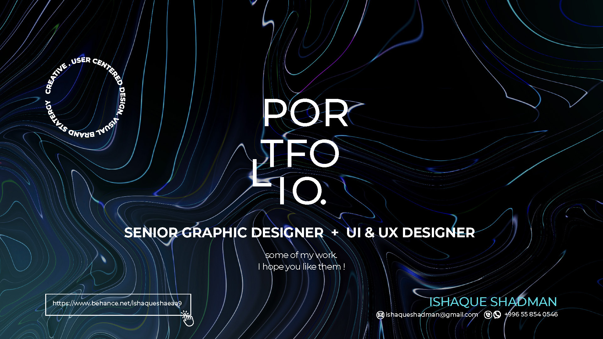 تصميم غرافيكي لصفحة غلاف محفظة أعمال تحتوي على عنوان "PORTFOLIO" ووصف لمصمم جرافيك أول ومصمم واجهات المستخدم وتجربة المستخدم مع روابط تواصل.

Description generated by AI